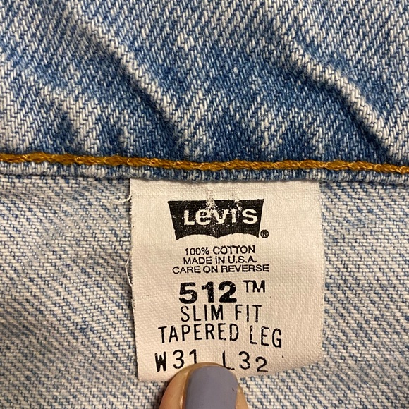512 Levi’s orange tab light wash high rise distress jeans. 30 - Picture 2 of 16